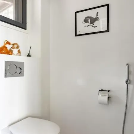 With Outdoor Jacuzzi And Sauna *