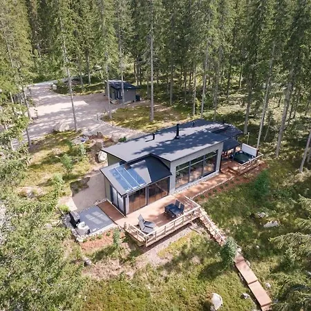 Villa With Outdoor Jacuzzi And Sauna *