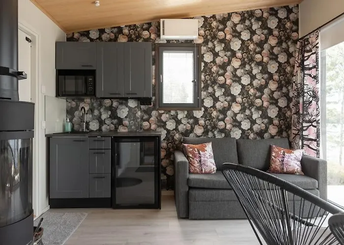 Vila With Outdoor Jacuzzi And Sauna *