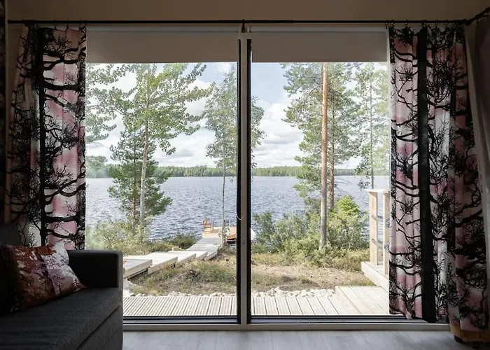 With Outdoor Jacuzzi And Sauna * Uurainen